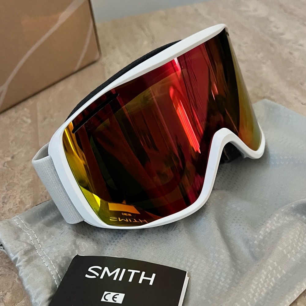 Smith skiing snowboarding lenses